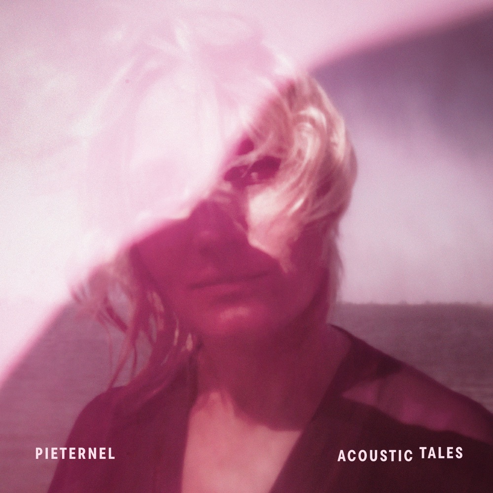 acoustic tales - Pieternel - Netherlands - indie - indie music - indie pop - indie rock - indie folk - new music - music blog - wolf in a suit - wolfinasuit - wolf in a suit blog - wolf in a suit music blog