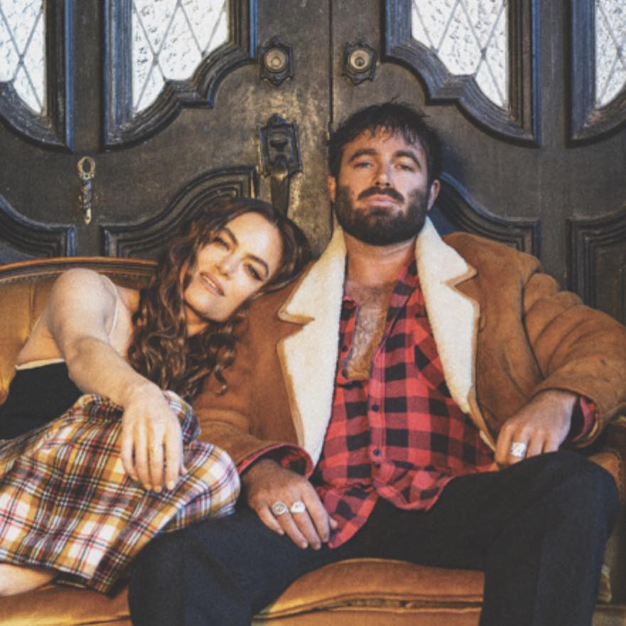 Angus & Julia Stone - Australia - indie - indie music - indie pop - indie rock - indie folk - new music - music blog - wolf in a suit - wolfinasuit - wolf in a suit blog - wolf in a suit music blog