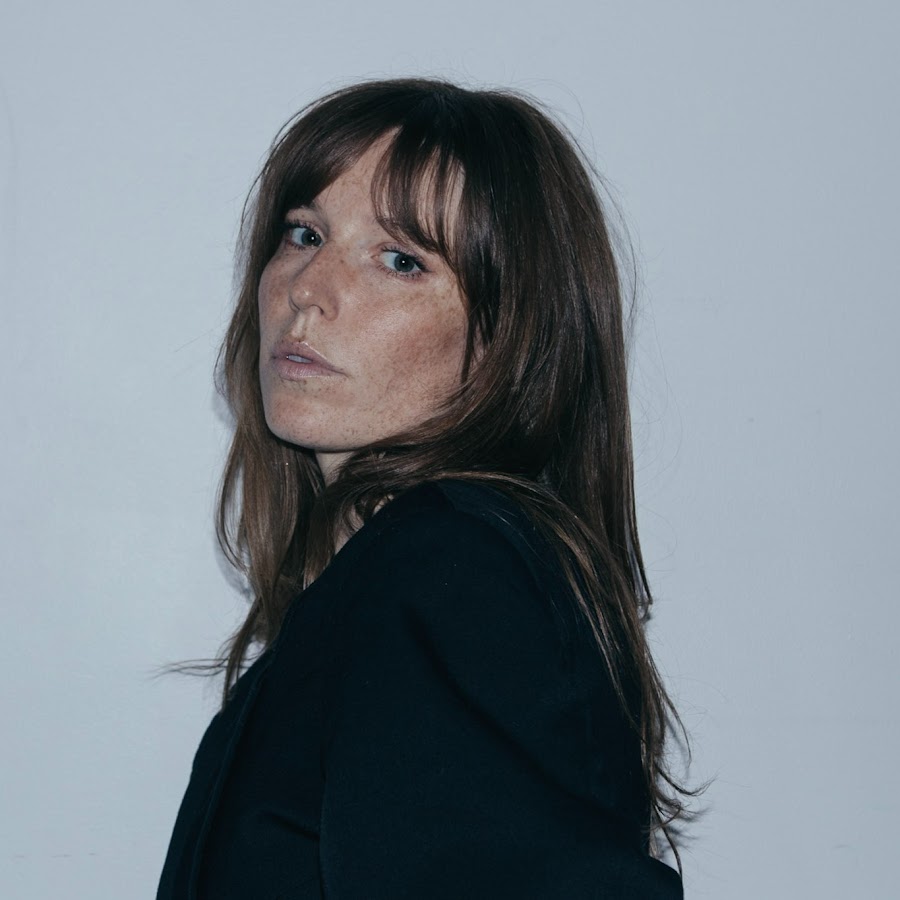 jillian lake - Canada - indie - indie music - indie rock - new music - music blog - wolf in a suit - wolfinasuit - wolf in a suit blog - wolf in a suit music blog