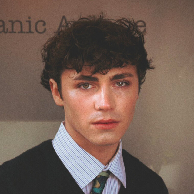 ocean tisdall - Ireland - indie - indie music - indie pop - new music - music blog - wolf in a suit - wolfinasuit - wolf in a suit blog - wolf in a suit music blog