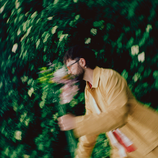 overdrawn - scott quinn - united kingdom - uk - indie - indie music - indie pop - new music - music blog - wolf in a suit - wolfinasuit - wolf in a suit blog - wolf in a suit music blog