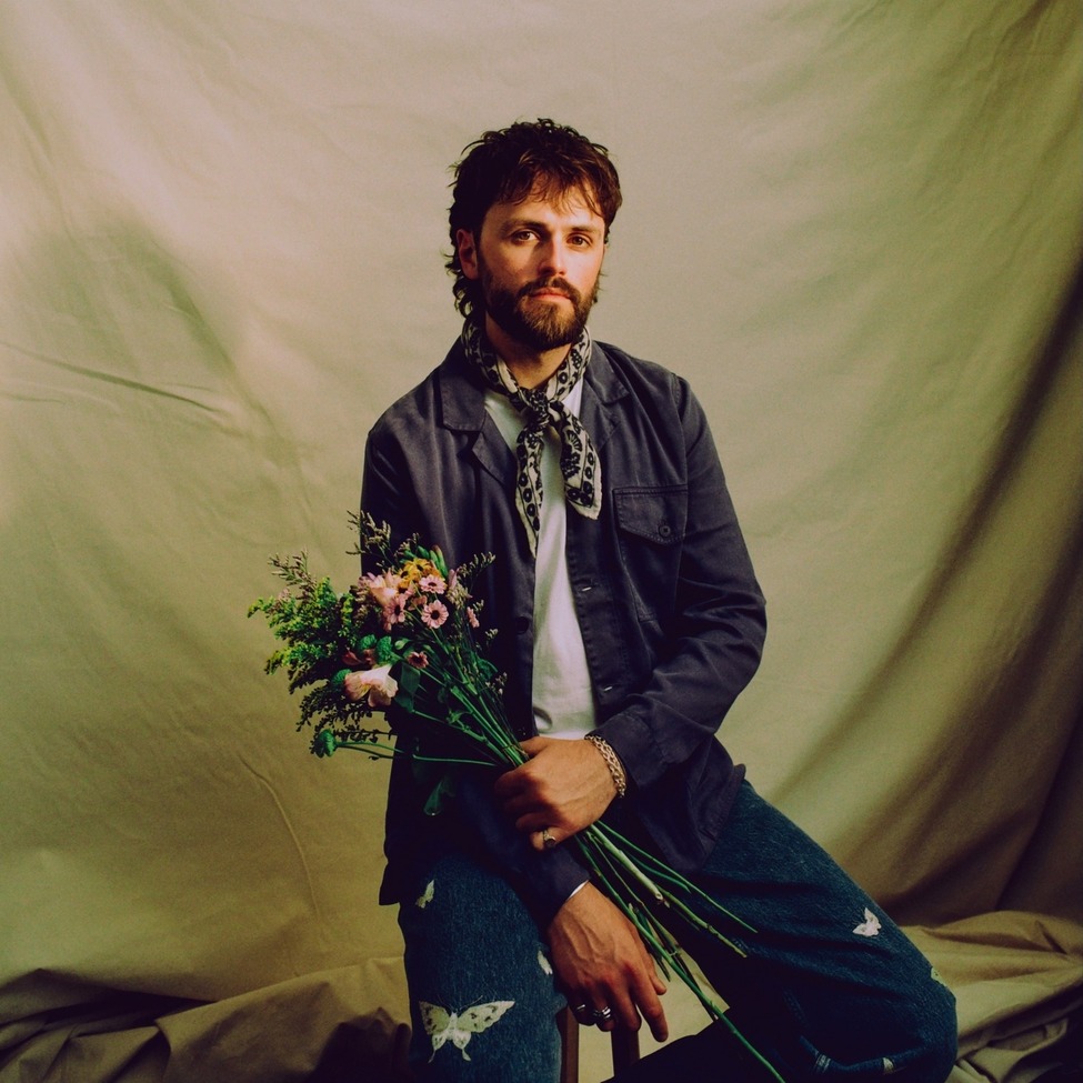 scott quinn - united kingdom - uk - indie - indie music - indie pop - new music - music blog - wolf in a suit - wolfinasuit - wolf in a suit blog - wolf in a suit music blog